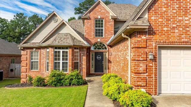 121 Lily Drive, Maumelle, AR 72113