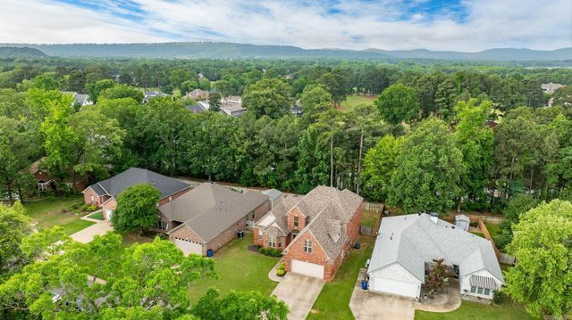 121 Lily Drive, Maumelle, AR 72113