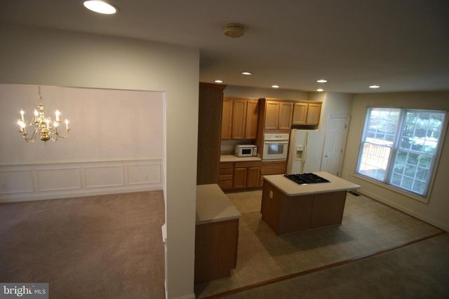 8316 DOCKRAY CT, Lorton, VA 22079