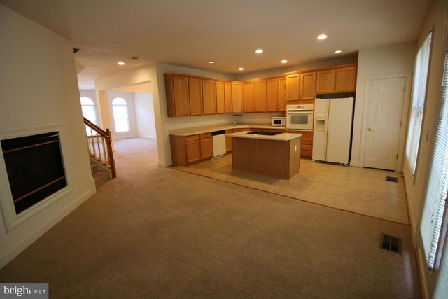 8316 DOCKRAY CT, Lorton, VA 22079