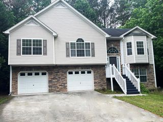 95 Luke Drive, Dallas, GA 30132