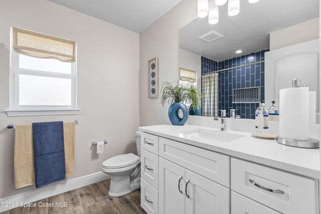 885 Starland Street SE, Palm Bay, FL 32909