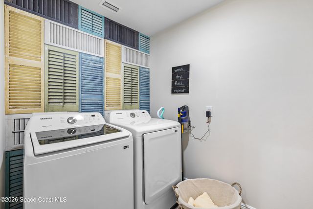 885 Starland Street SE, Palm Bay, FL 32909
