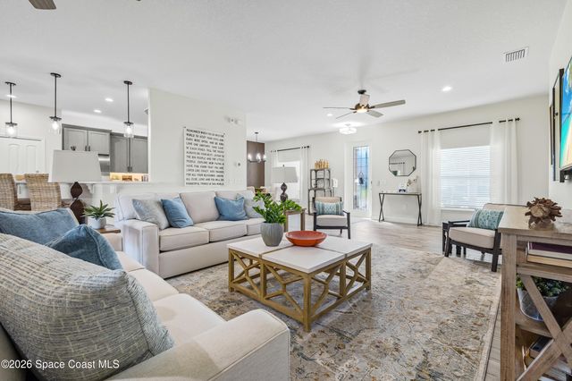 885 Starland Street SE, Palm Bay, FL 32909