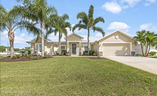 885 Starland Street SE, Palm Bay, FL 32909