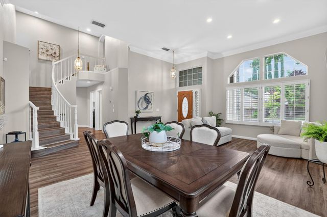 130 Bayline Cir, Folsom, CA 95630