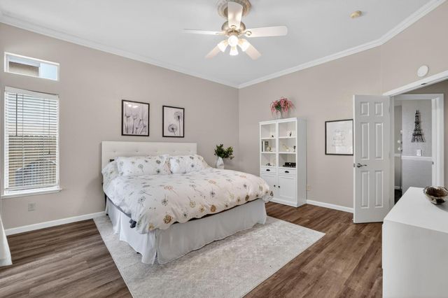 130 Bayline Cir, Folsom, CA 95630