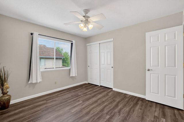130 Bayline Cir, Folsom, CA 95630