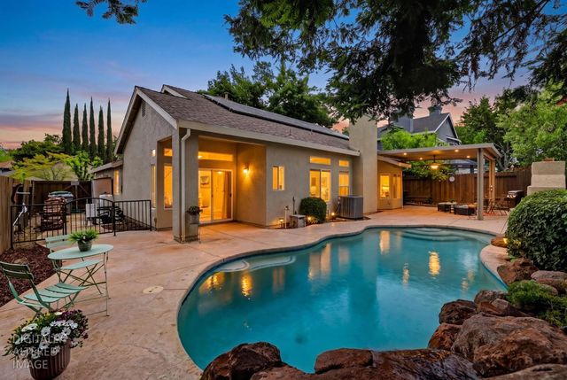 130 Bayline Cir, Folsom, CA 95630