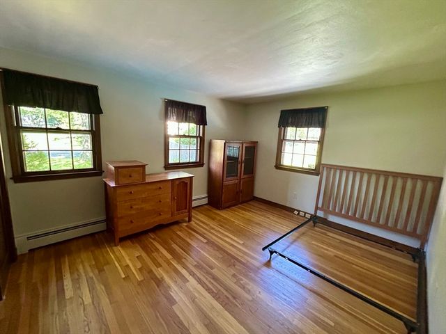 31 Muriel Ln, Milford, MA 01757