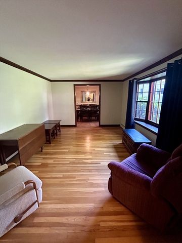 31 Muriel Ln, Milford, MA 01757