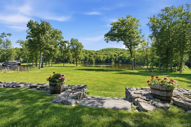 180 Dean Road, Stormville, NY 12582