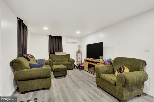 1160 BEECHERSTOWN RD, Biglerville, PA 17307