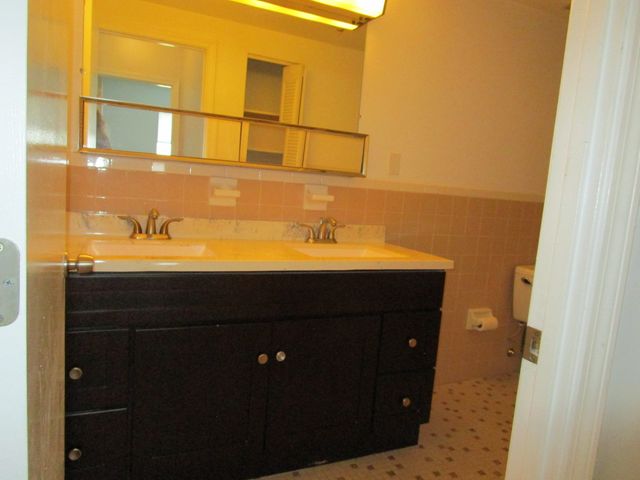 26 Chestnut Street 16, Wakefield, MA 01880