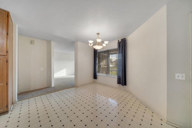 5241 Bassett Way, Sacramento, CA 95823