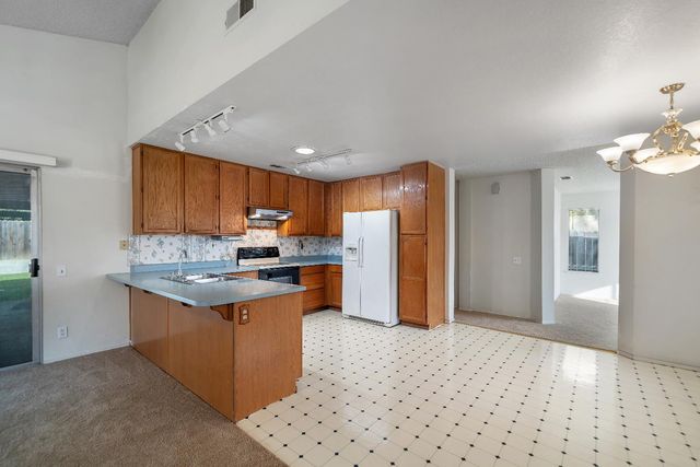 5241 Bassett Way, Sacramento, CA 95823