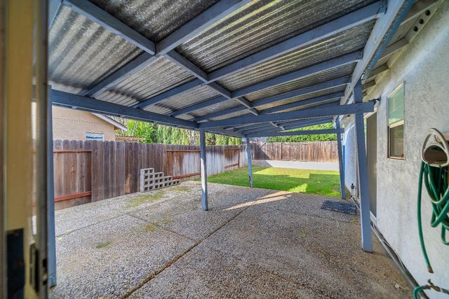 5241 Bassett Way, Sacramento, CA 95823