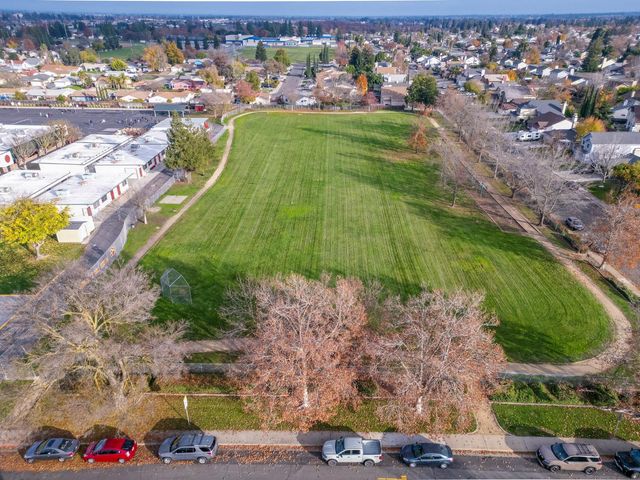 5241 Bassett Way, Sacramento, CA 95823