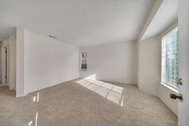 5241 Bassett Way, Sacramento, CA 95823