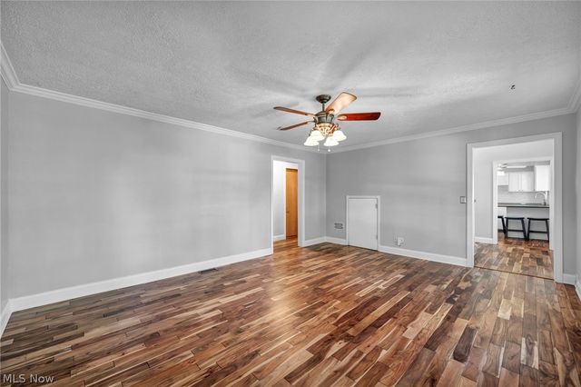 6266 Meadowbrook Drive, Mentor, OH 44060
