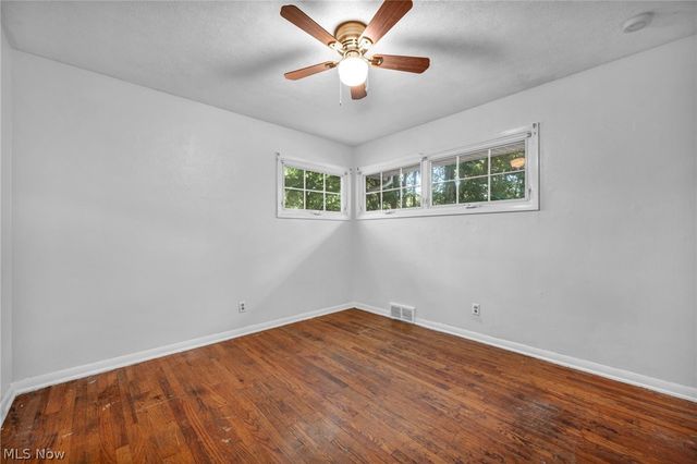 6266 Meadowbrook Drive, Mentor, OH 44060