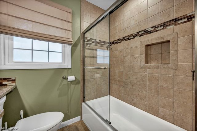 6266 Meadowbrook Drive, Mentor, OH 44060