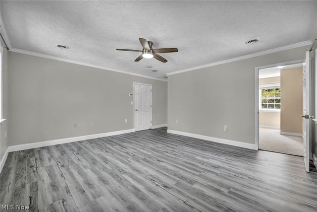 6266 Meadowbrook Drive, Mentor, OH 44060