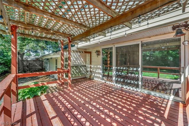 6266 Meadowbrook Drive, Mentor, OH 44060