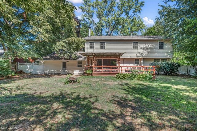 6266 Meadowbrook Drive, Mentor, OH 44060