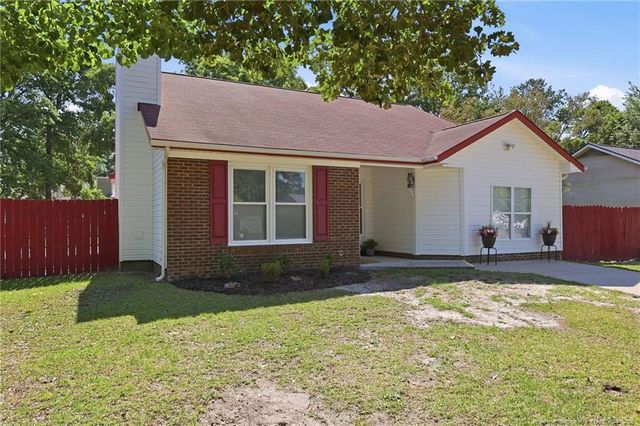 7338 Pebblebrook Drive, Fayetteville, NC 28314