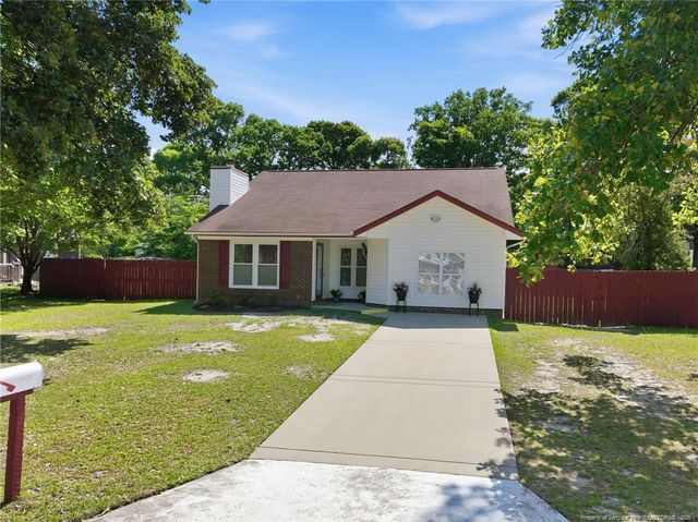 7338 Pebblebrook Drive, Fayetteville, NC 28314