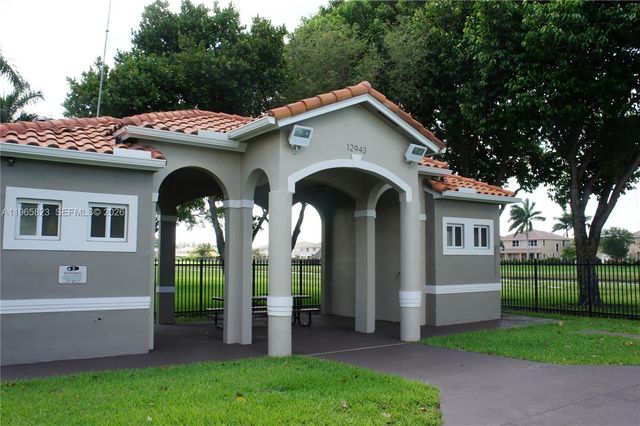 12885 SW 49th Ct, Miramar, FL 33027