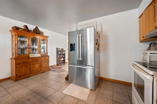 32318 Hamilton Road, Wanette, OK 74878