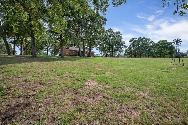 32318 Hamilton Road, Wanette, OK 74878