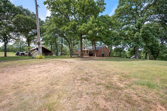32318 Hamilton Road, Wanette, OK 74878