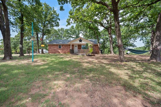 32318 Hamilton Road, Wanette, OK 74878