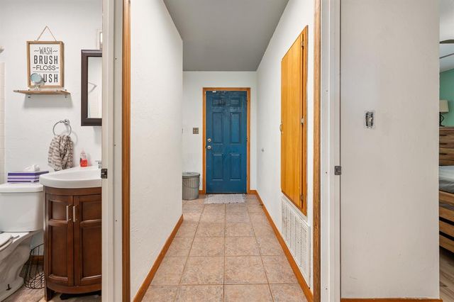 32318 Hamilton Road, Wanette, OK 74878