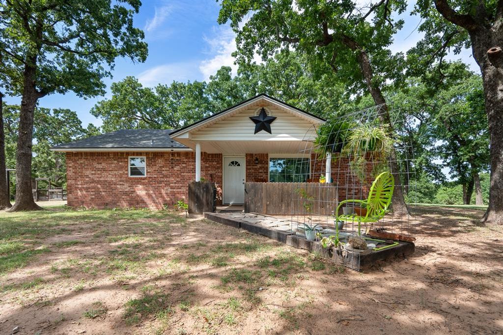 32318 Hamilton Road, Wanette, OK 74878