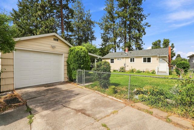 824 E Sanson Ave, Spokane, WA 99207