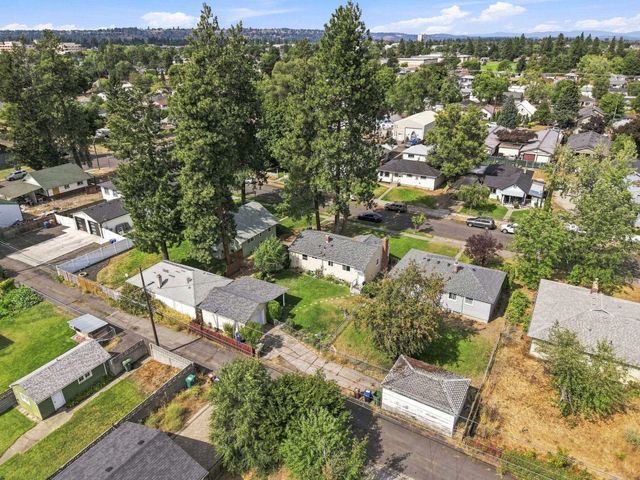 824 E Sanson Ave, Spokane, WA 99207