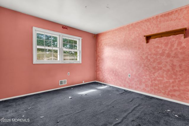 399 Constitution Drive, Forked River, NJ 08731