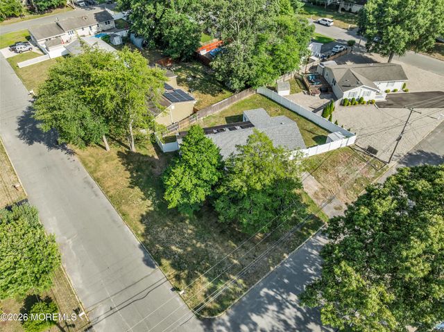 399 Constitution Drive, Forked River, NJ 08731