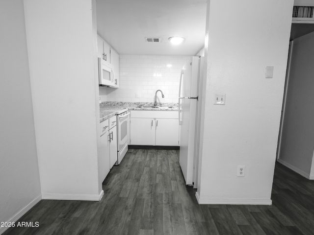 2690 N 43RD Avenue D, Phoenix, AZ 85009