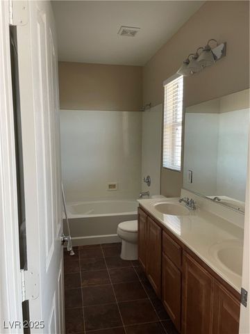 9883 Mandrake Falls Street, Las Vegas, NV 89178