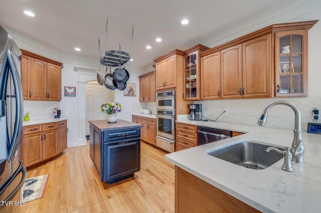 280 Alpine Trail, Kingsport, TN 37663