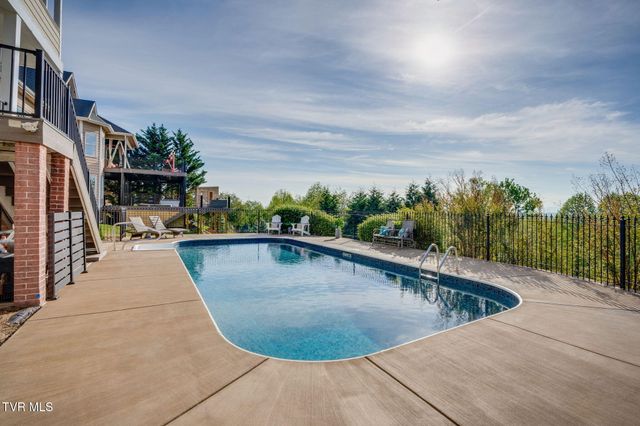 280 Alpine Trail, Kingsport, TN 37663