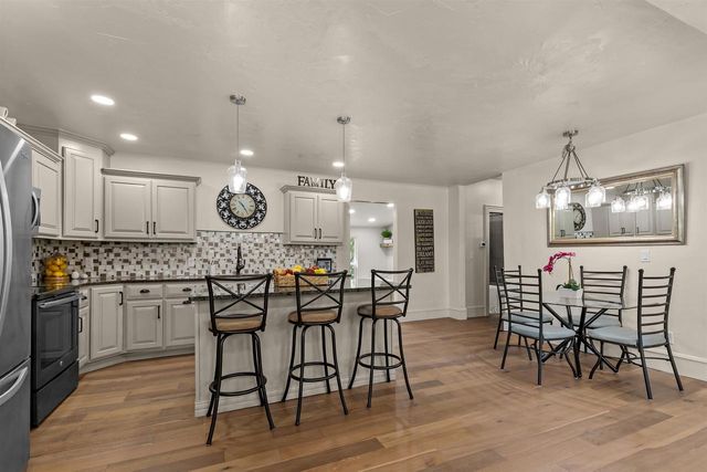 317 HEWITT STREET, Neenah, WI 54956