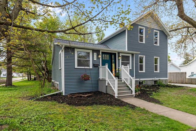 317 HEWITT STREET, Neenah, WI 54956
