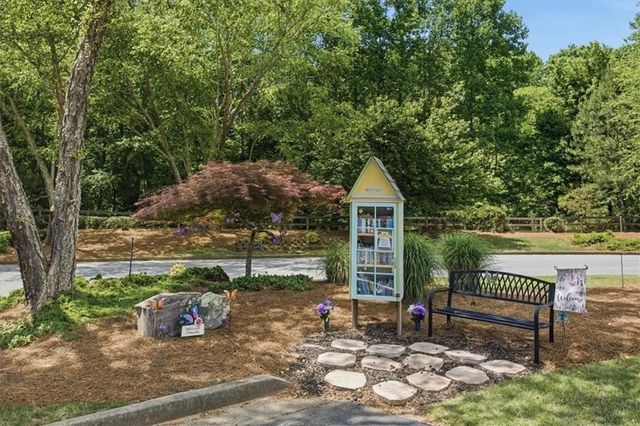 330 Shady River Trace, Roswell, GA 30076