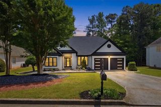 330 Shady River Trace, Roswell, GA 30076